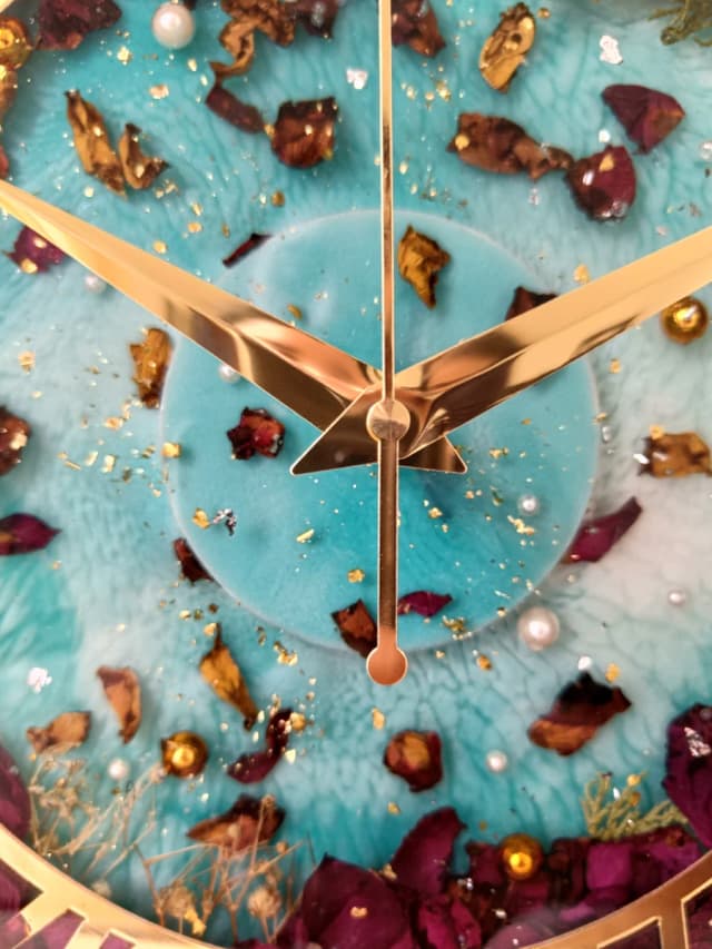 Resin Clock with Rose Petals view 4